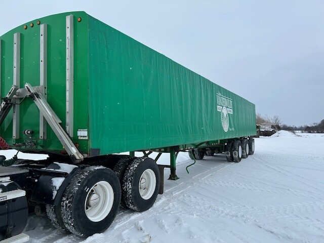 1997 Thruway Trailer