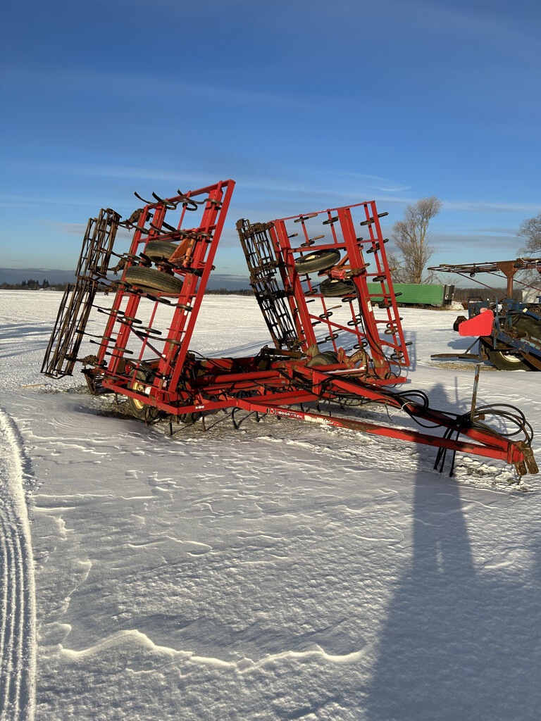Cultivator