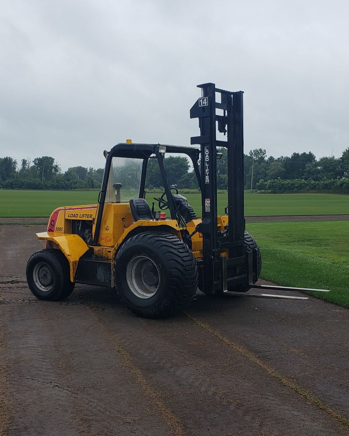 2014 Load Lifter