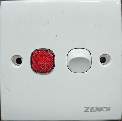 ZENOI NORMAL 20A DOUBLE POLE SWITCH WITH INDICATOR