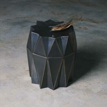 Stool corrugation antique h/light brass