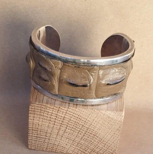 Bangle Croc Insert Cafe