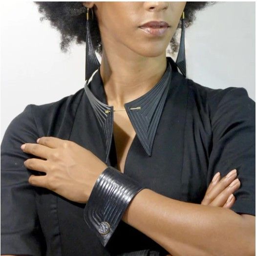 Collar Linear Single Pin