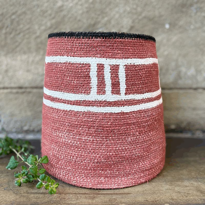 Basket Holder Terracotta White Blk