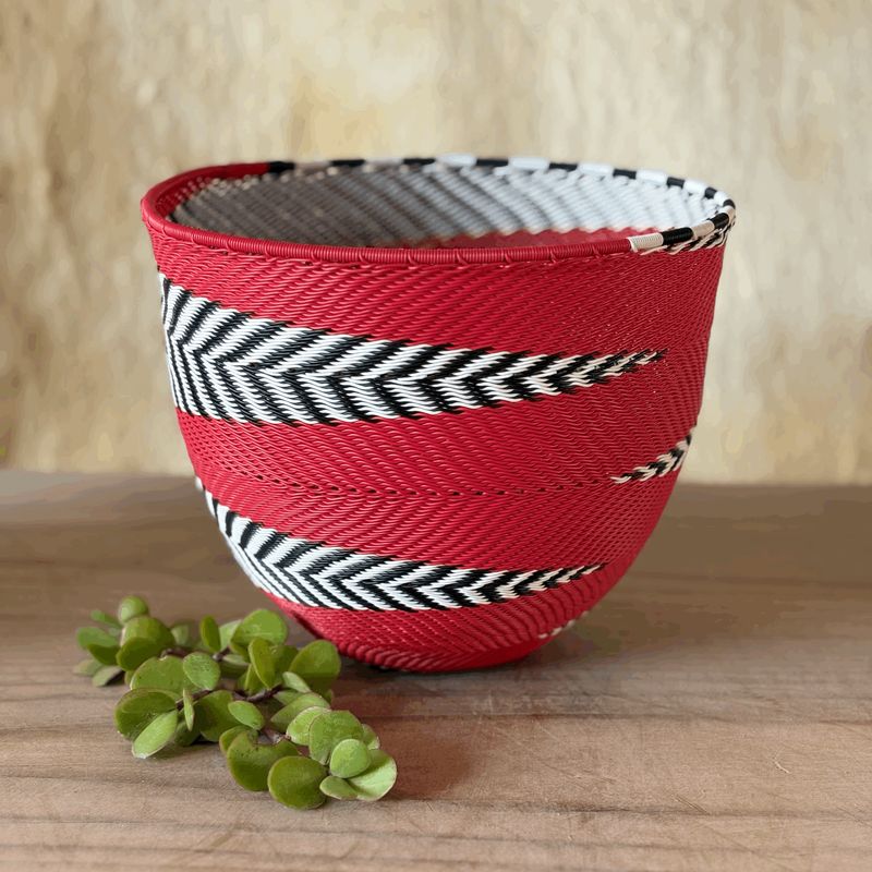 Cone Wire Small Red Blk White