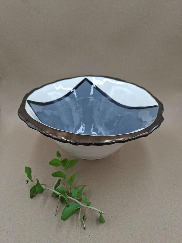 Bowl ceramic whitebrownblue xl