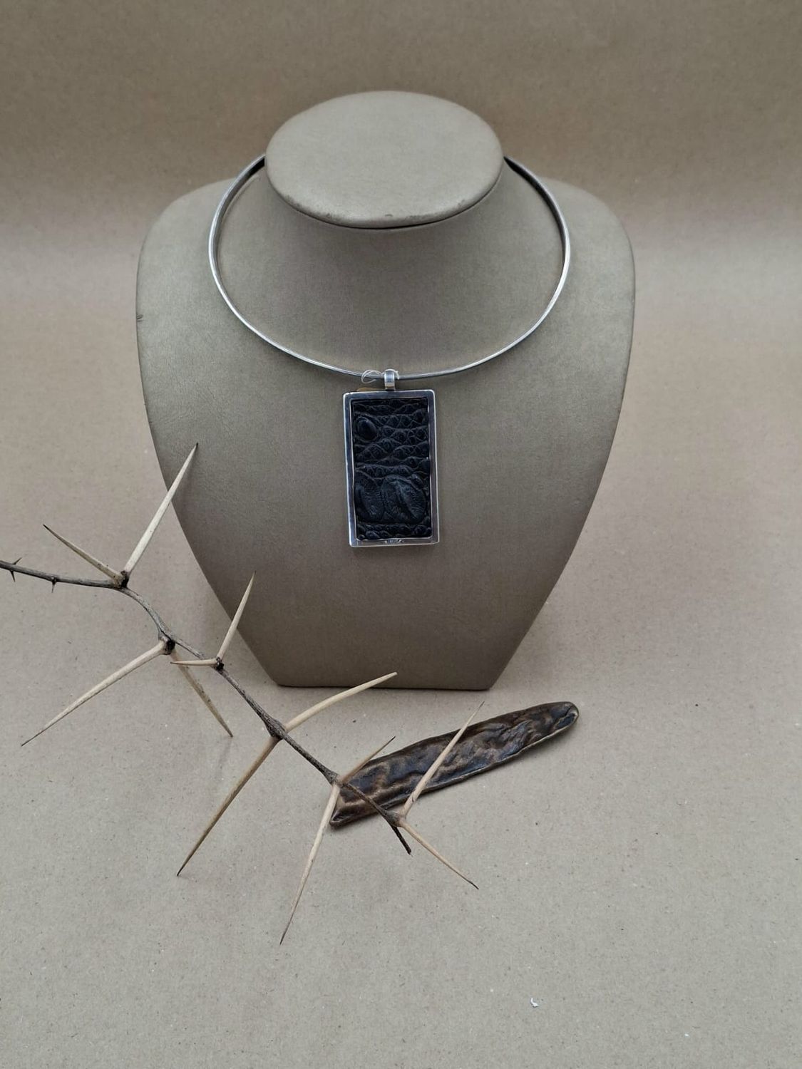 Choker crocodile skin &amp; solid silver