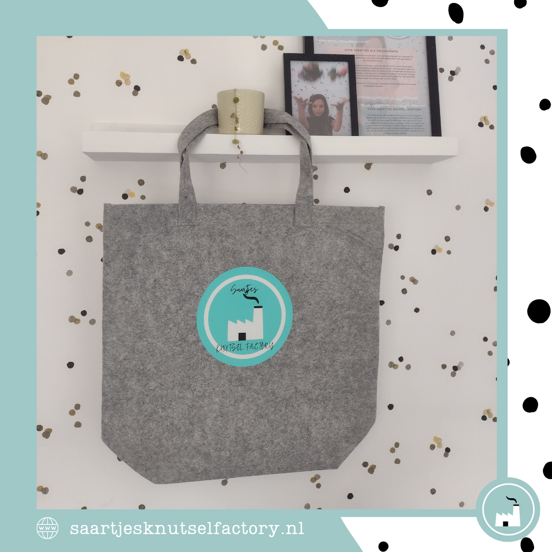 Vilten tote bag