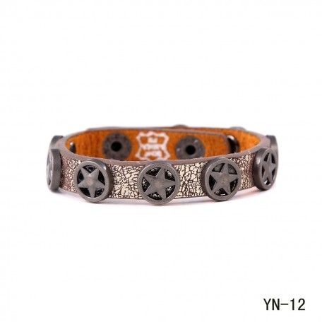 Schönes, hochwertiges Armband aus echtem Leder und PU/ 1-Reihig mit Nieten