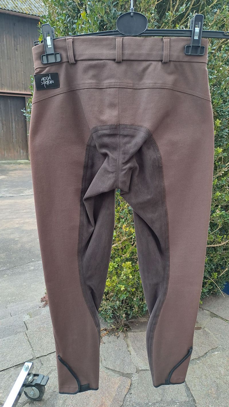 Sonderverkauf Stiefel- Hüftbund- Reithose zum Sonderpreis in Größe 34. Andere Größen und Modelle auf Anfrage!