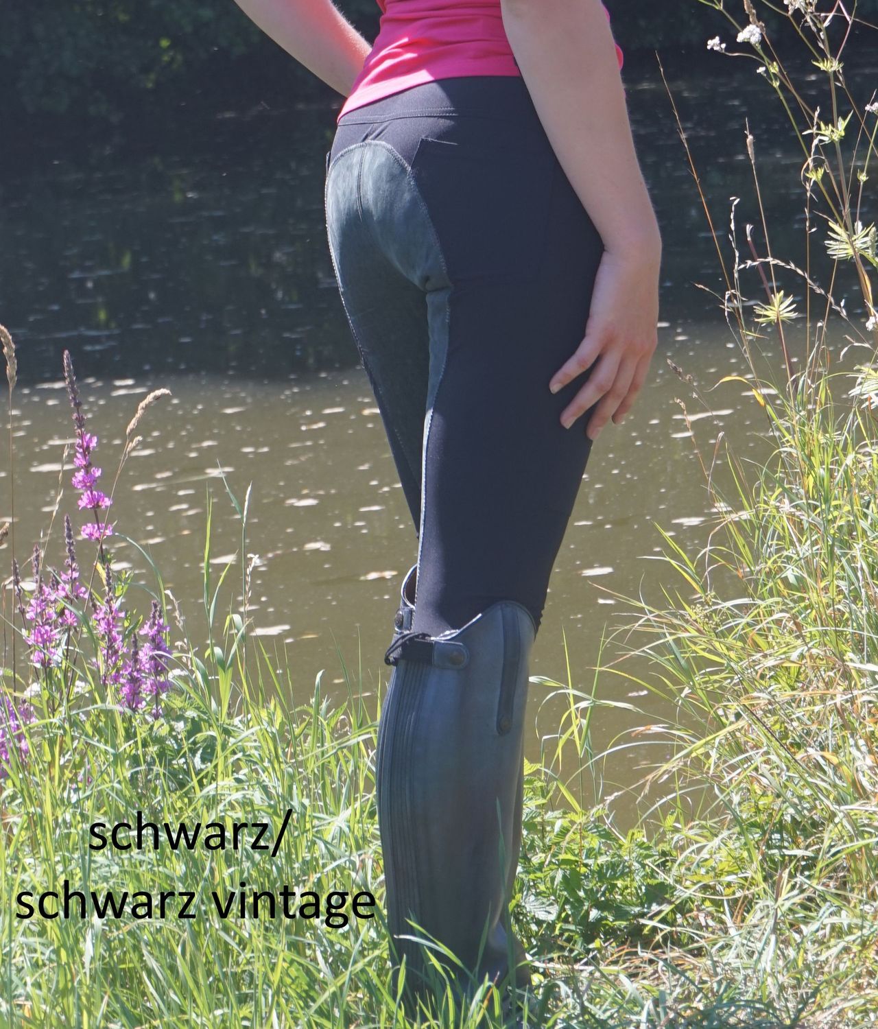 Ihre Stiefel- Reithose aus hochwertigem, strapazierfähigem und bielastischen Mikrofaserstoff mit Echt- oder Kunstleder- Besatz, in verschiedenen Varianten, Farben und Bundformen individuell gestalten!