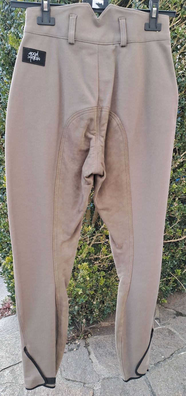 Sonderverkauf Stiefel- Hochbund- Reithose zum Sonderpreis in Größe 36. Andere Größen und Modelle auf Anfrage oder in anderem Angebot!