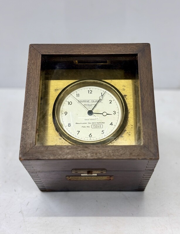 Ship Salvage Marine Quartz Wempe Chronometerwerke Clock Made in Hamburg Germany