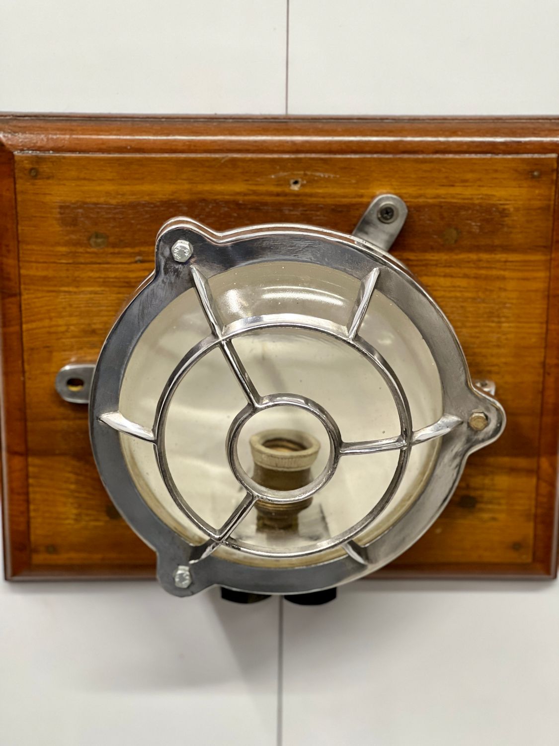 Original Refurbish Aluminium Metal Polish Bulkhead Target Cage Deck Light