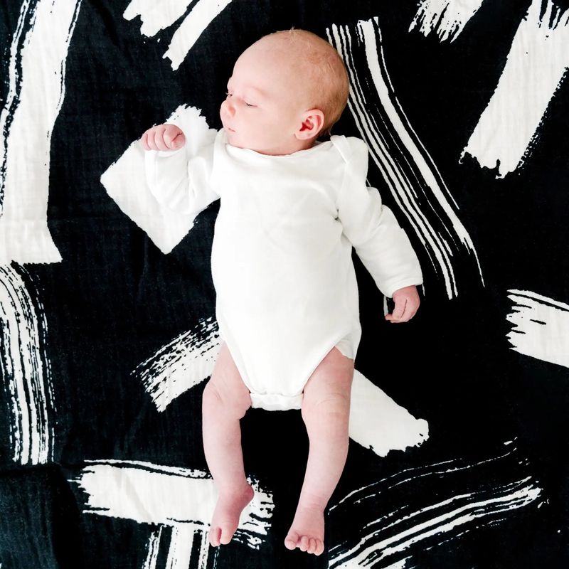 Organic Cotton Muslin Swaddle Blanket | Brush Stroke