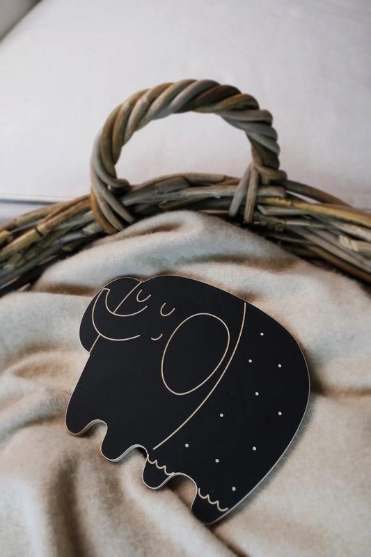Elephant, Animal shaped chalk board / with chalk