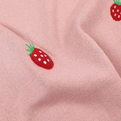 Organic Cotton 3D Jacquard Blanket | Strawberry