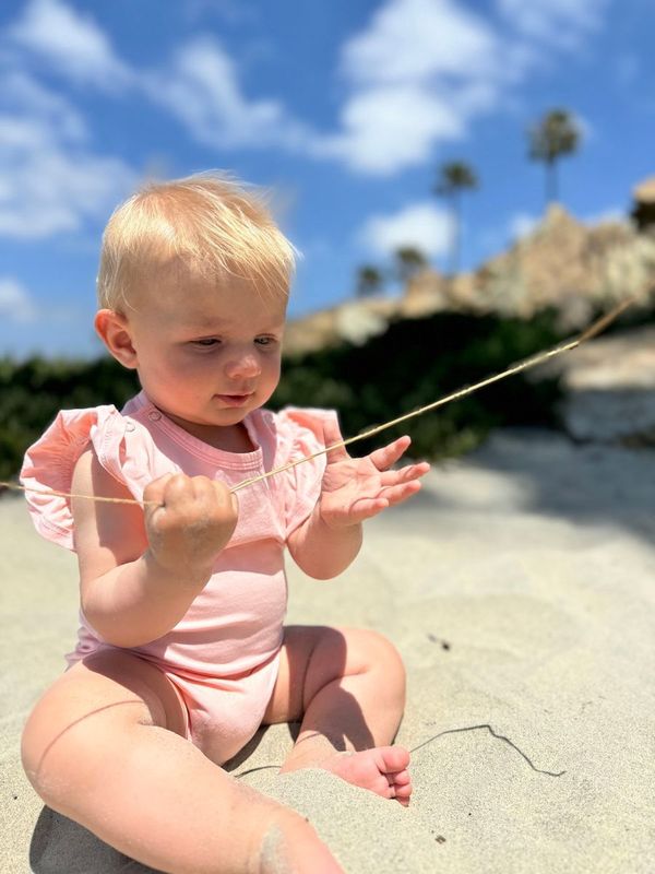 Flutter Sleeve Bodysuit | Light Pink