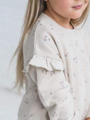 Abbey Fleece Ruffle Sleeve Pullover | Oat+Raspberry
