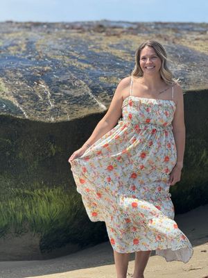 Nancy Dress (Women's) | Retro Roses