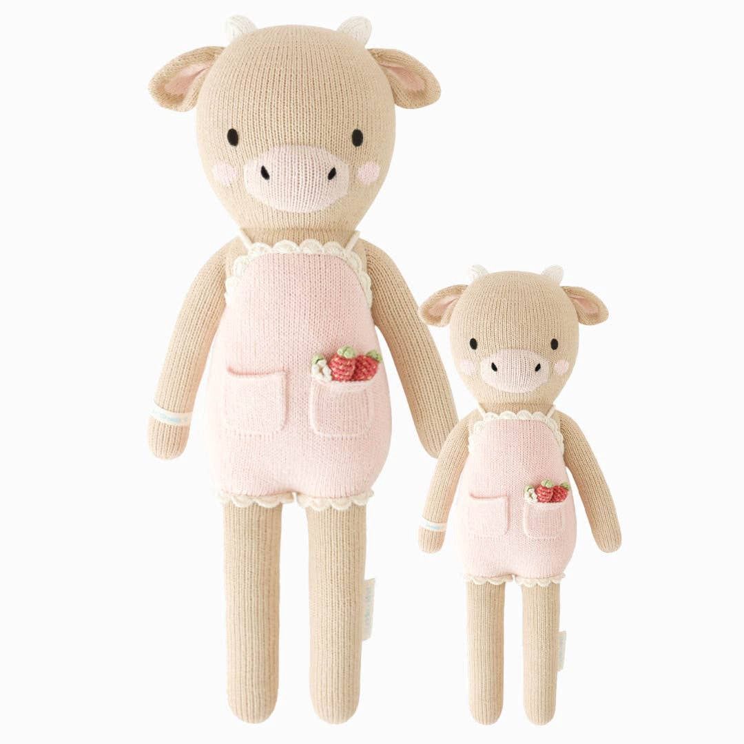 Ava the Cow (powder pink) | gives 10 meals