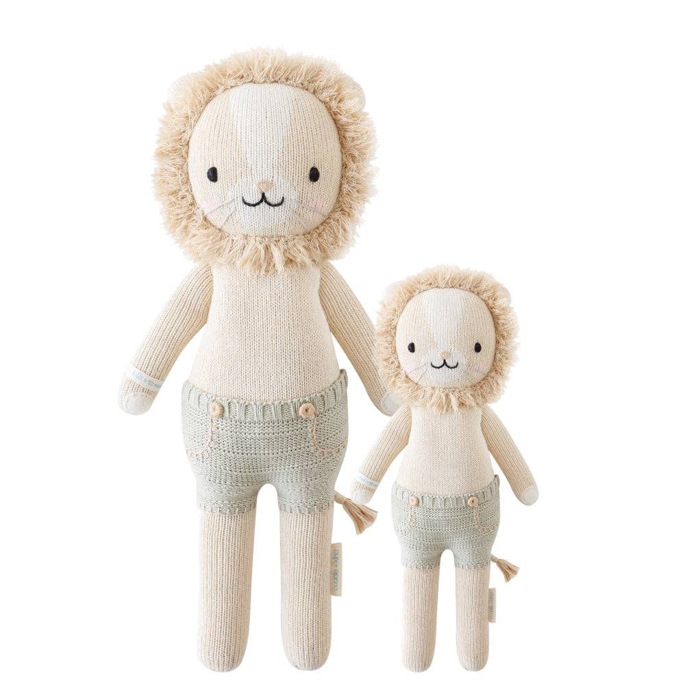 Sawyer the Lion | gives 10 meals, Size: regular - 20"