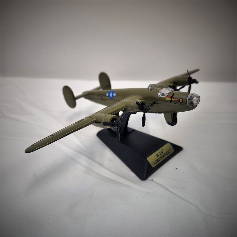 B-24 Die Cast Plane 6&quot;
