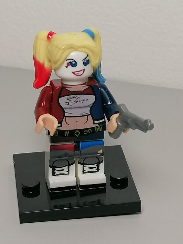 Harley Quinn Minifigure From Suicide squad