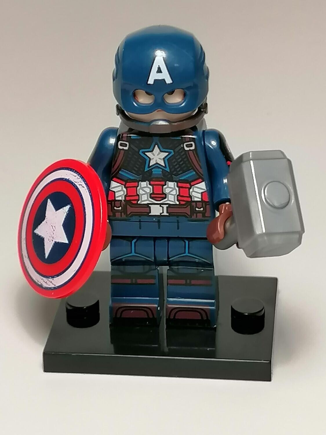 Captain America Minifigure From Marvel