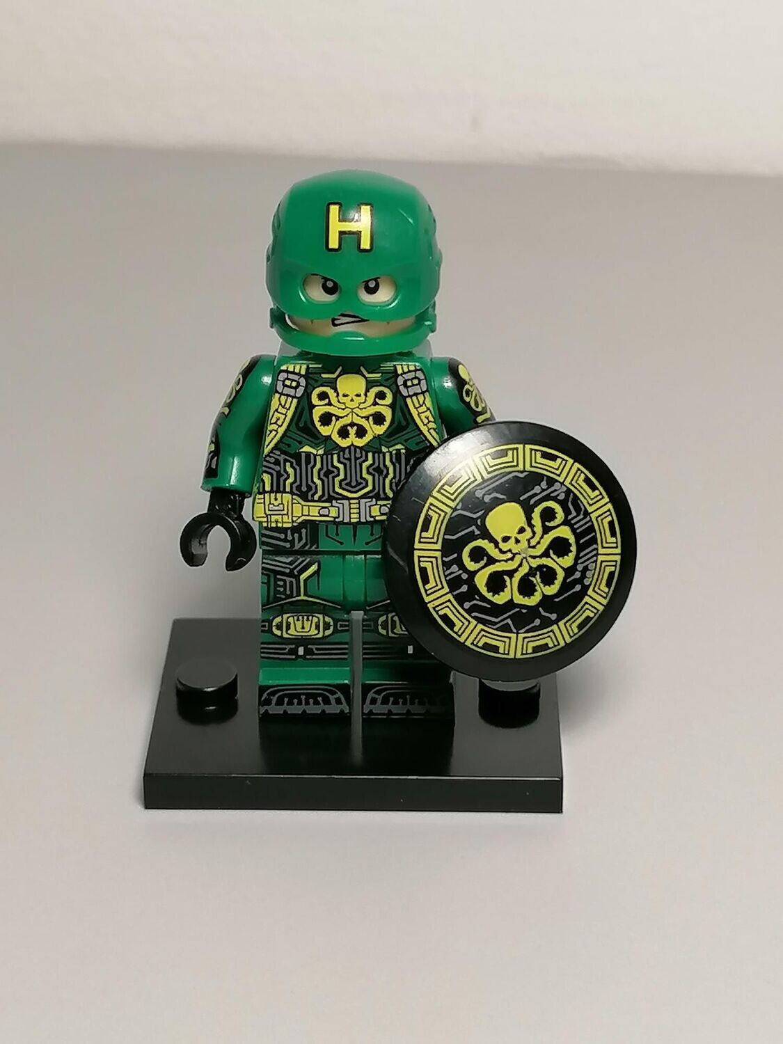 Captain America Minifigure From Marvel