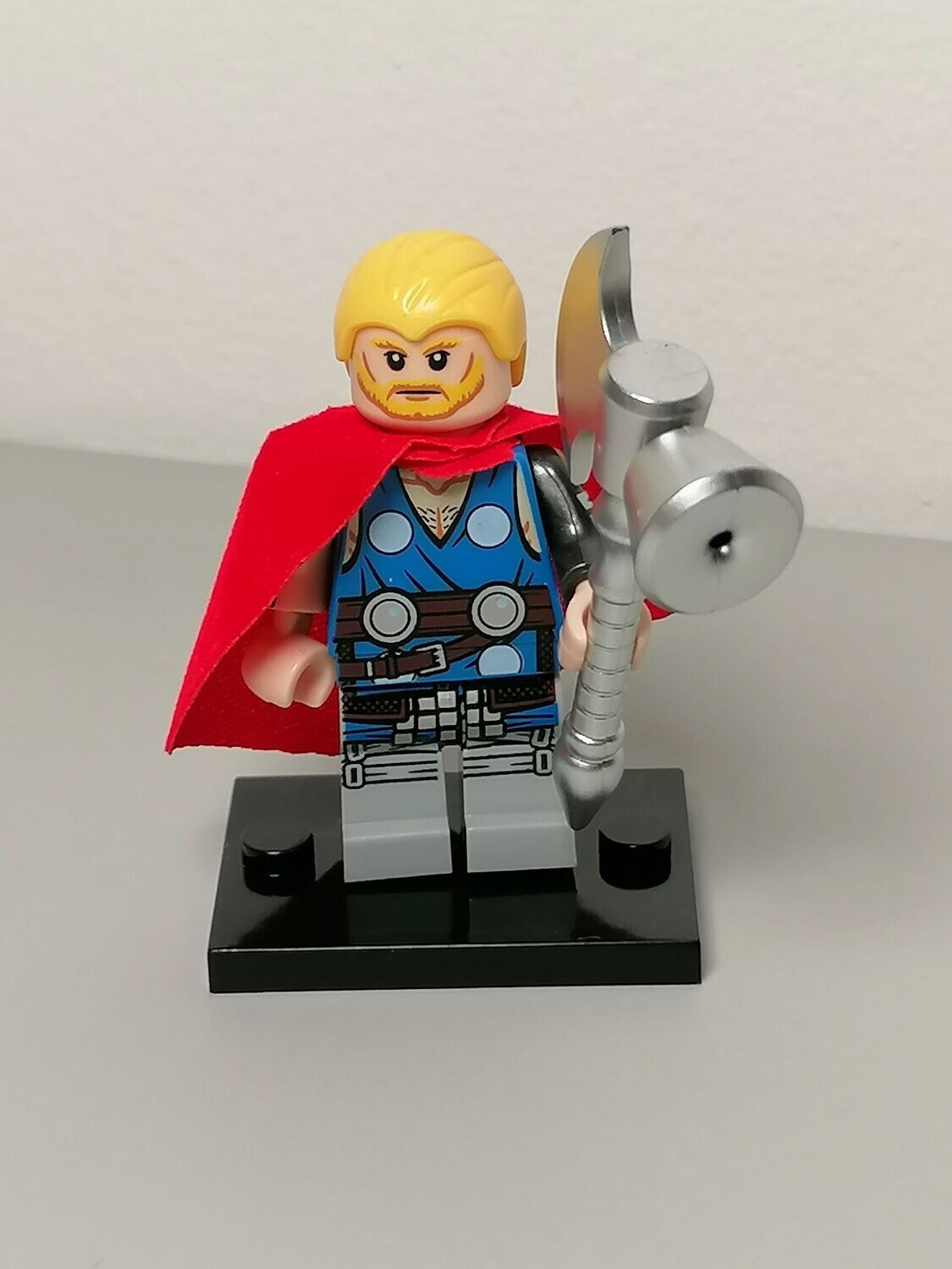 Thor minifigure Vintage style version