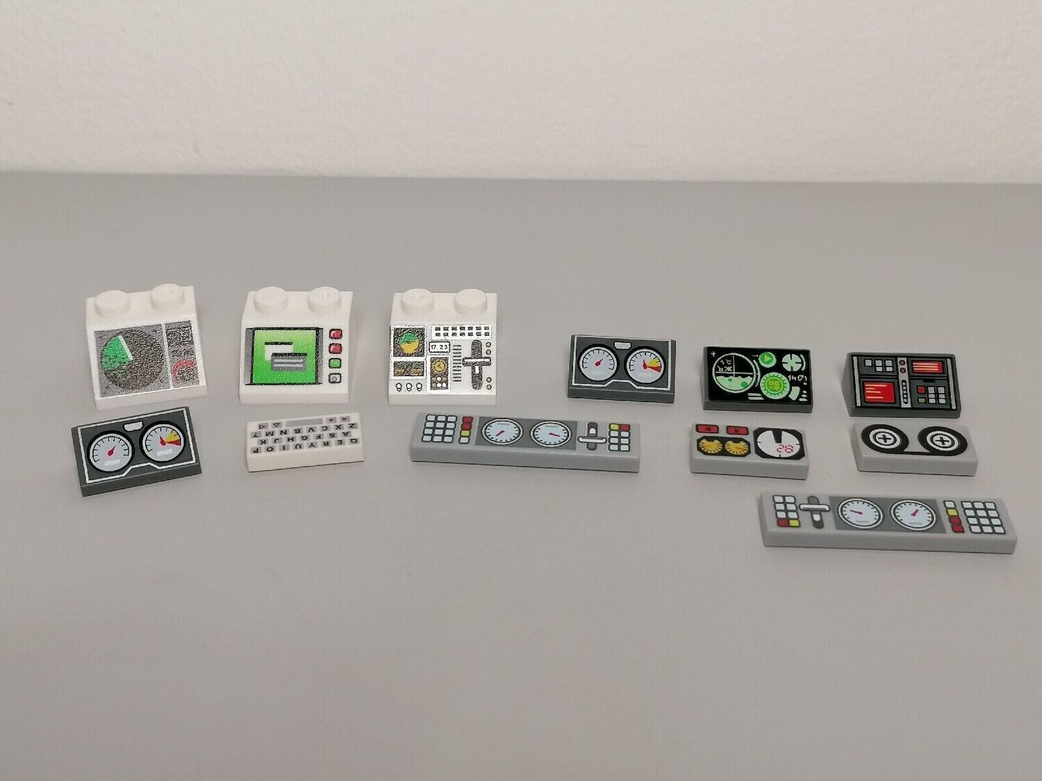 Printed Brick Computer Lot