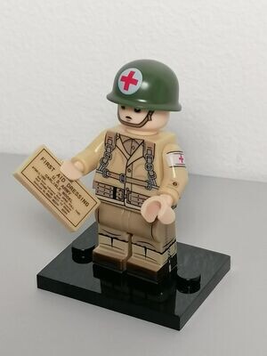 WW2 US soldier minifigure Medical Corp