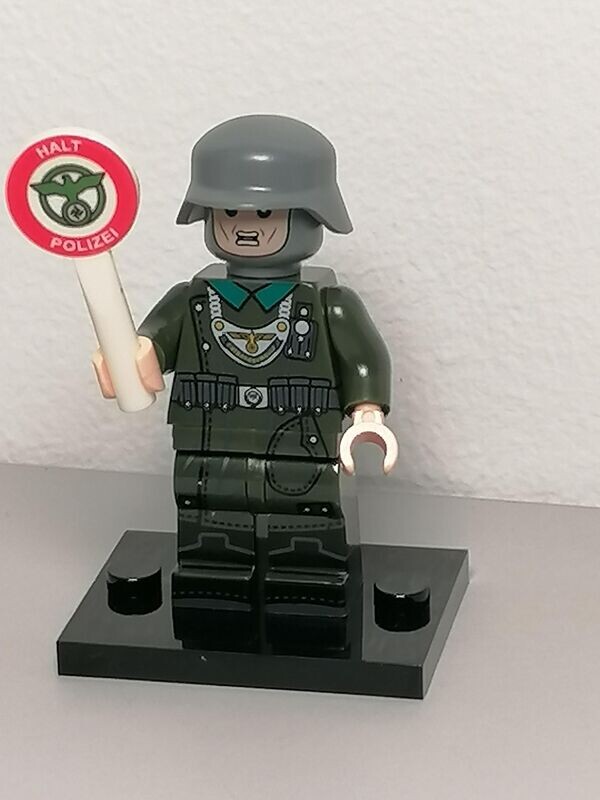 WW2 Feldgendarme minifigure