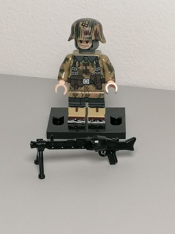 WW2 German panzergrenadier minifigure