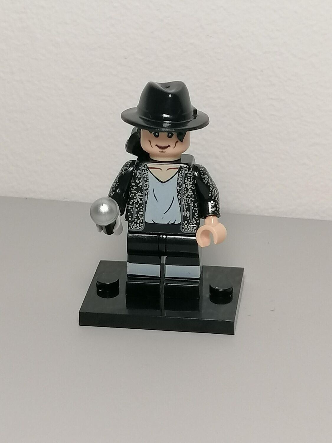 Mickael Jackson Minifigure Deluxe version