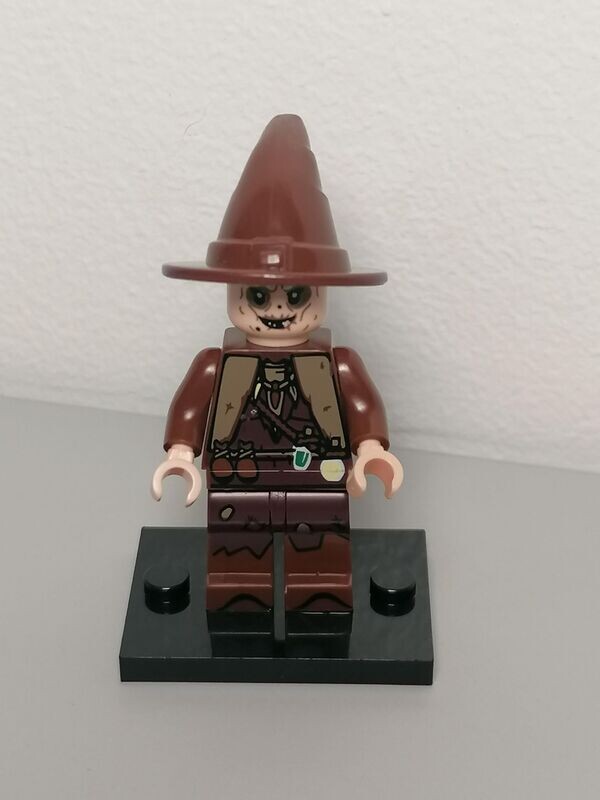 Medieval Witch minifigure