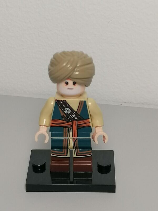 Medieval minifigure Oriental merchant