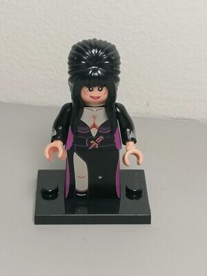 Elvira minifigure From Horror Show
