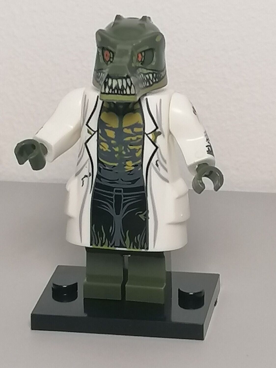 Lizard minifigure From Marvel Spiderman