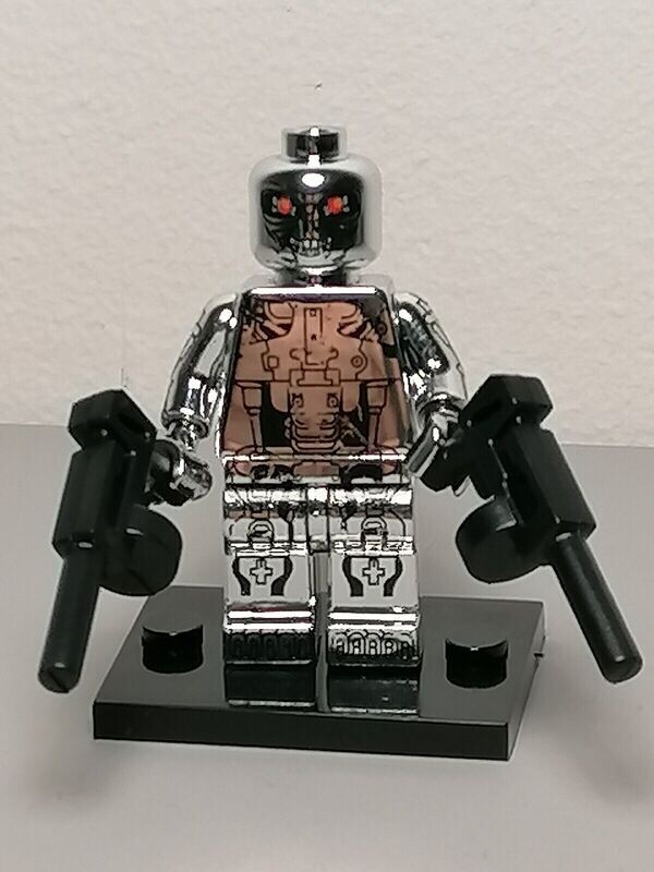 T-800 minifigure from Terminator