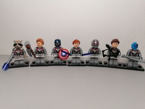 Avenger minifigure lot from Marvel