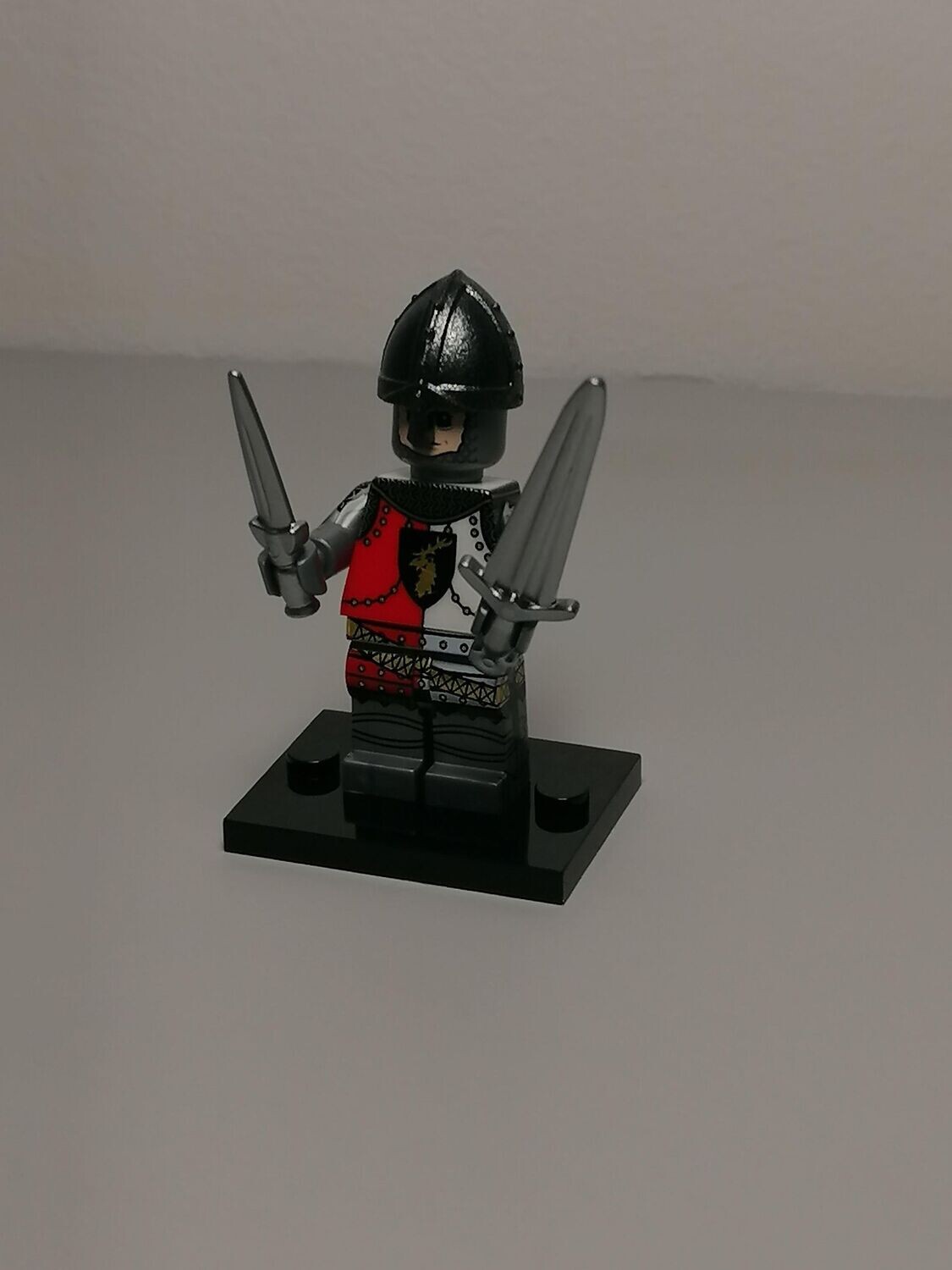 Medieval Deluxe minifigure