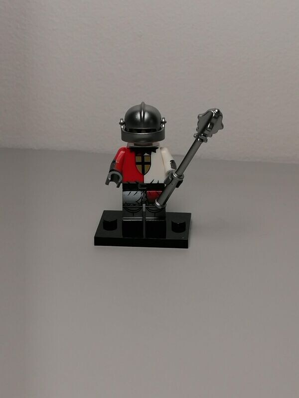Medieval Deluxe minifigure
