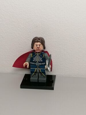 Gondor King minifigure from LOTR