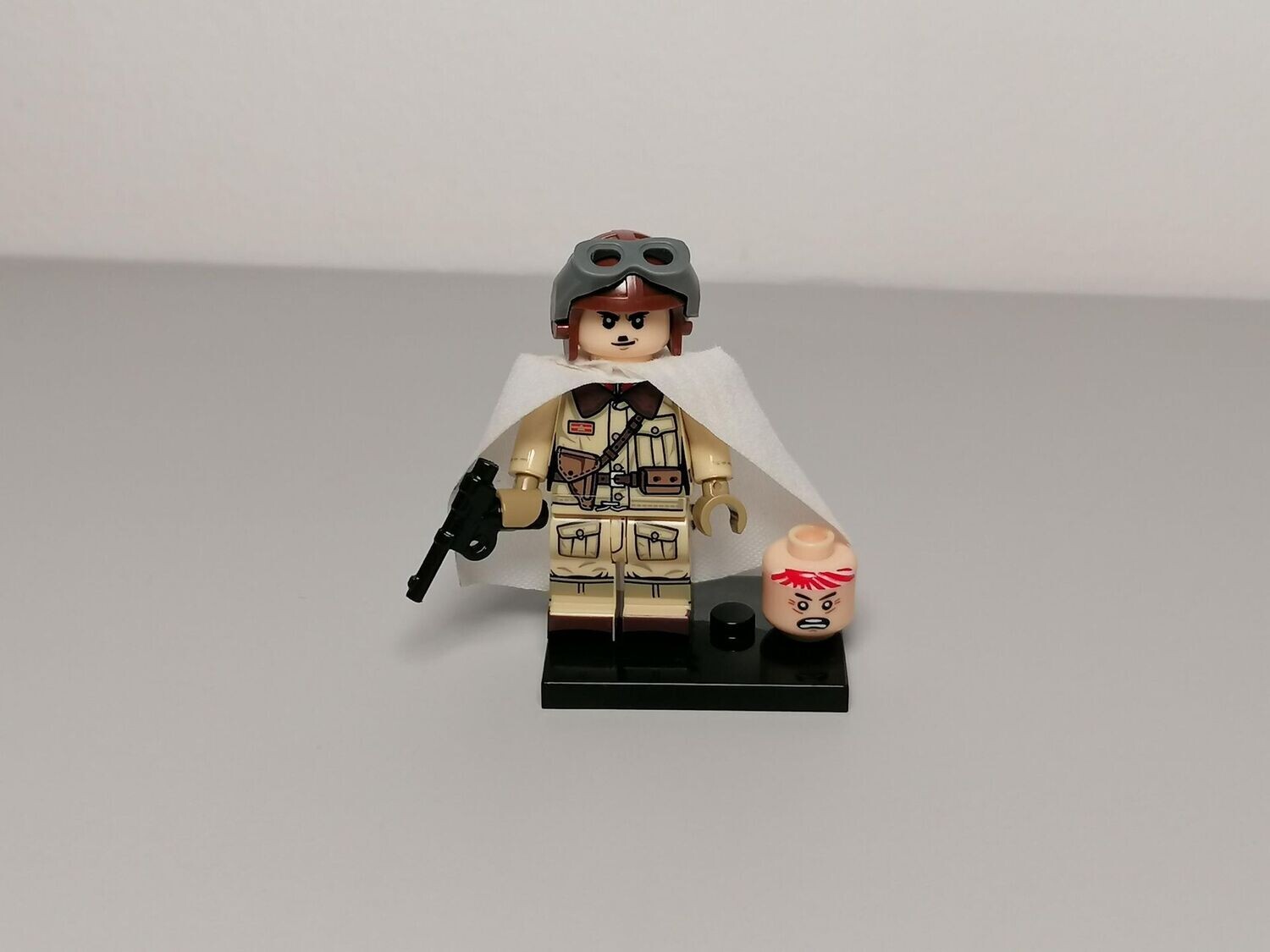 WW2 Japan Pilot minifigure kamikase version