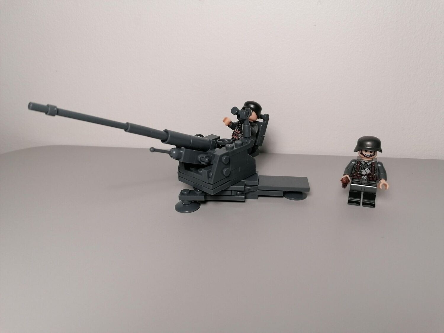 WW2 German Flak canon with minifigures