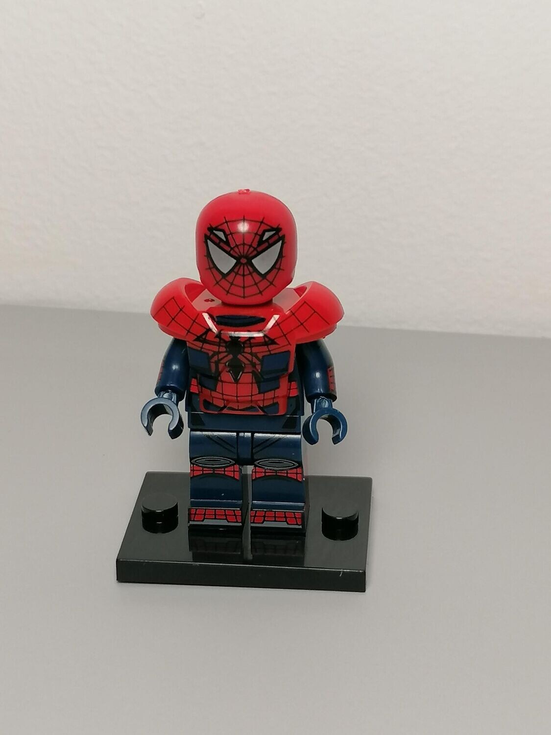 Spider Man minifigure Deluxe Version