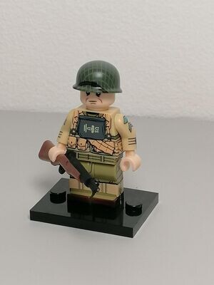 WW2 US soldier minifigure