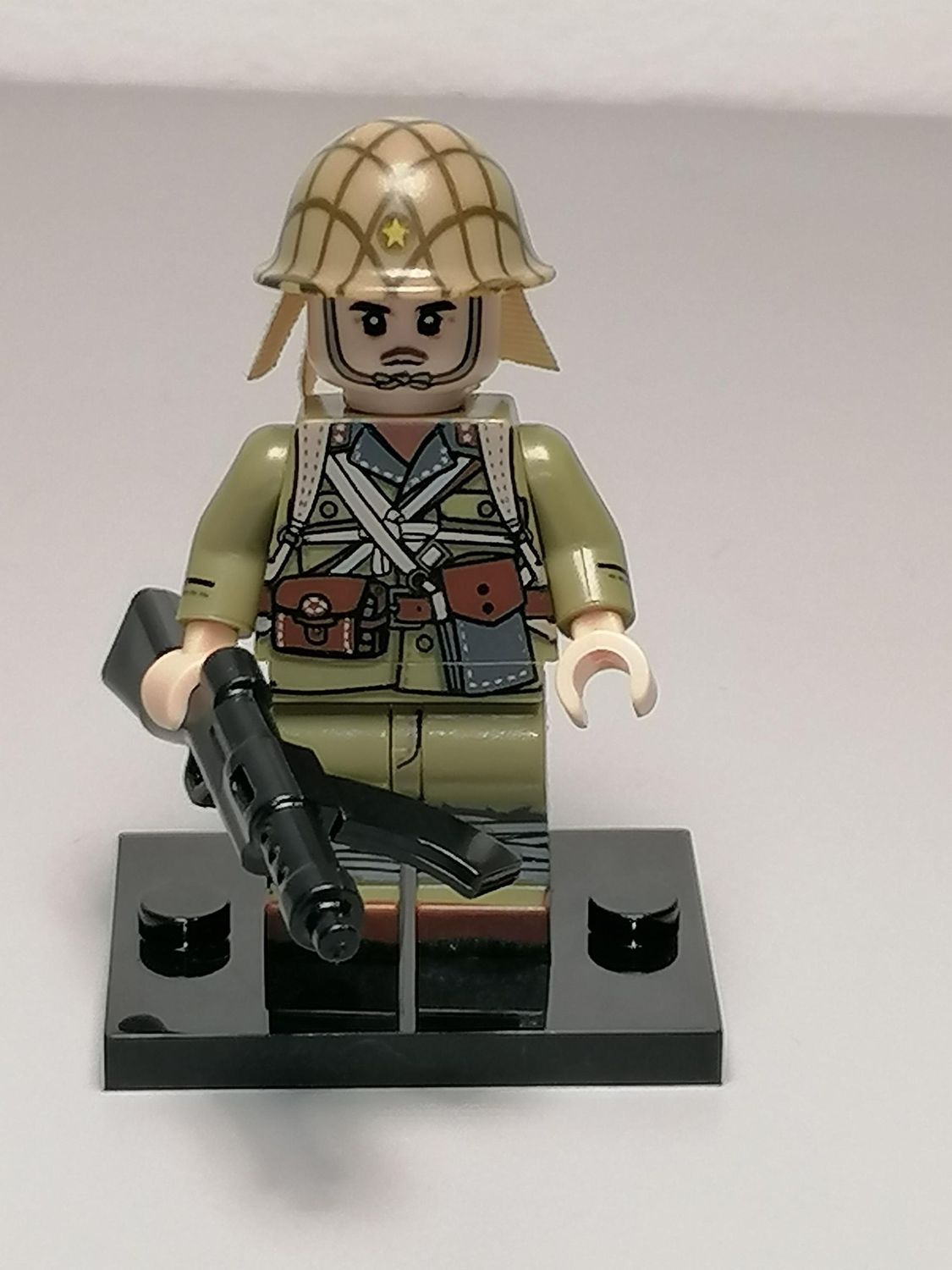 WW2 Japanese soldier minifigure​